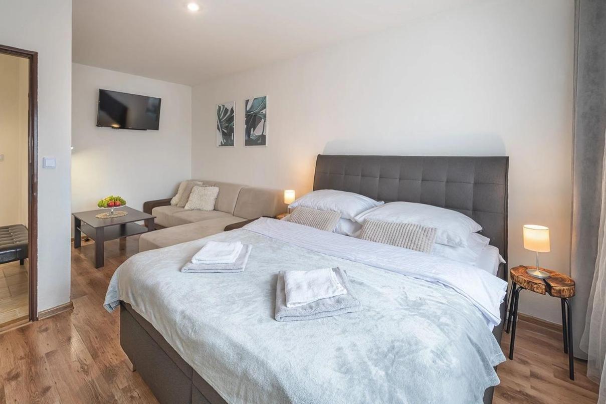 Apartmány MINATA Liptovský Mikuláš Esterno foto