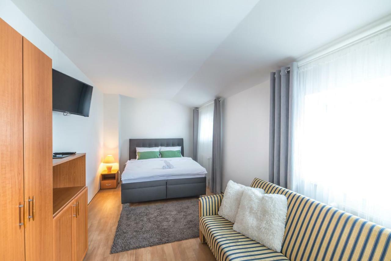 Apartmány MINATA Liptovský Mikuláš Esterno foto